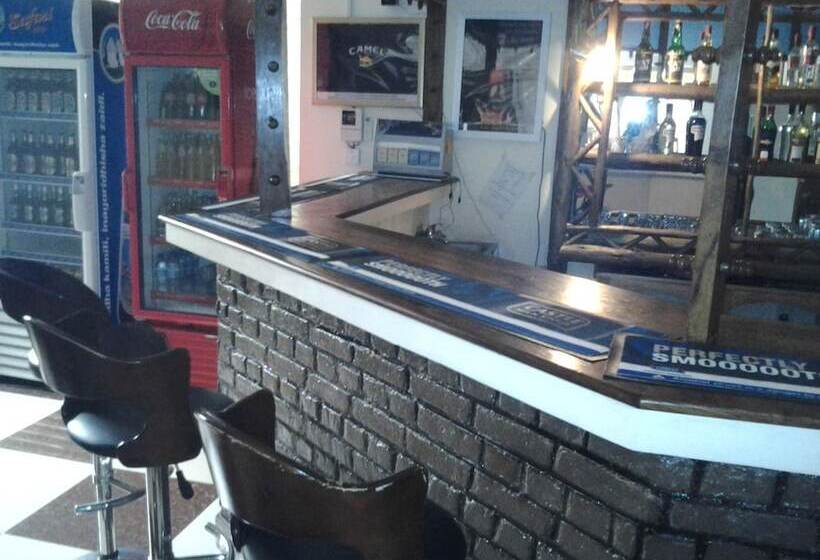 فندق Flamingo Safari Lodge