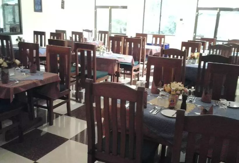 ホテル Flamingo Safari Lodge