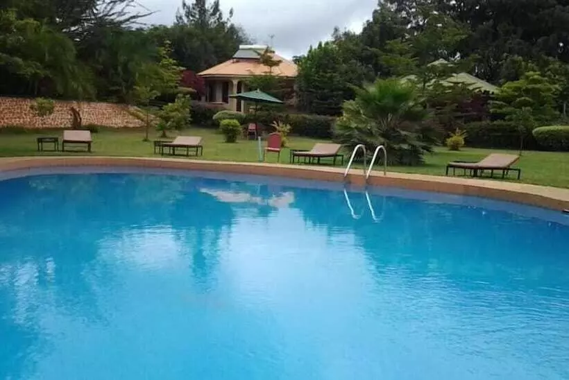 ホテル Flamingo Safari Lodge