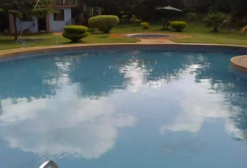 ホテル Flamingo Safari Lodge