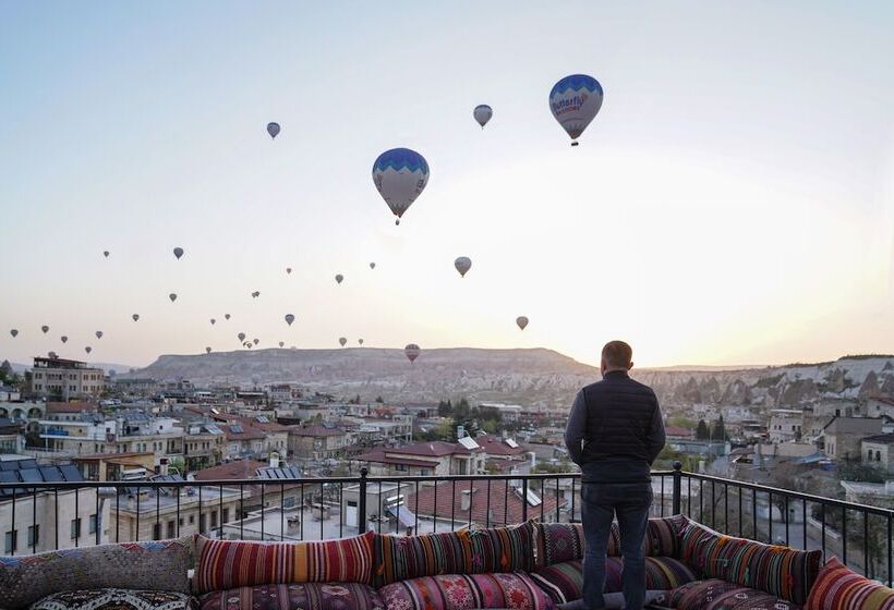 ホテル Avlu Cave House