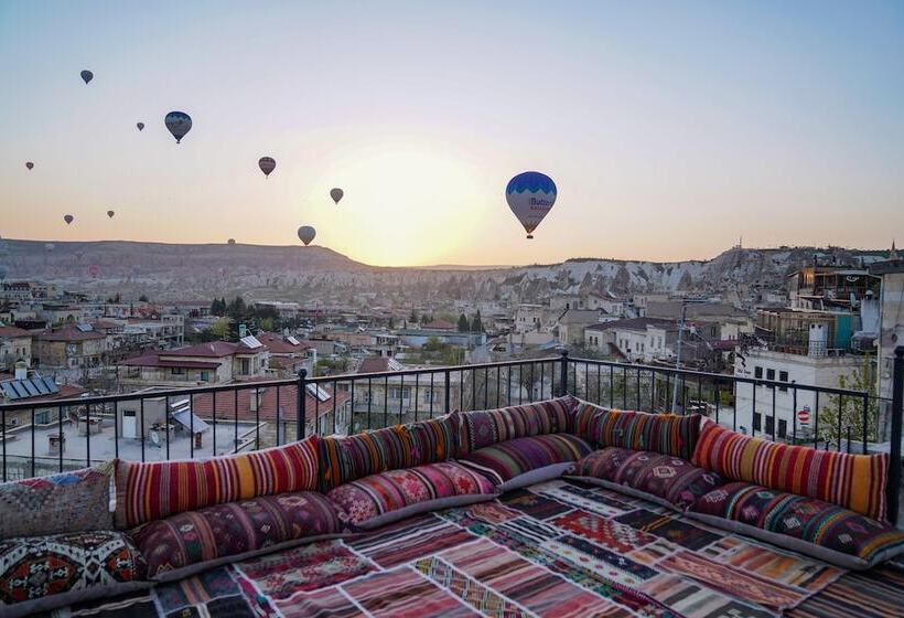 ホテル Avlu Cave House