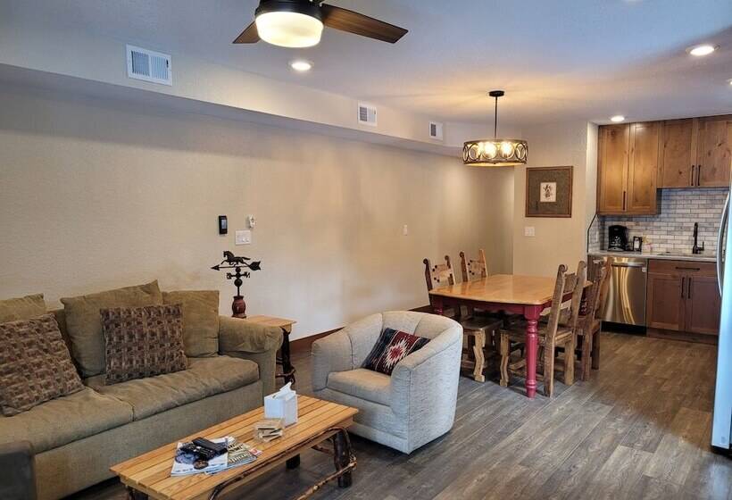 Mountainside Condominiums By Crmr