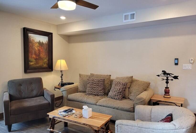 Mountainside Condominiums By Crmr