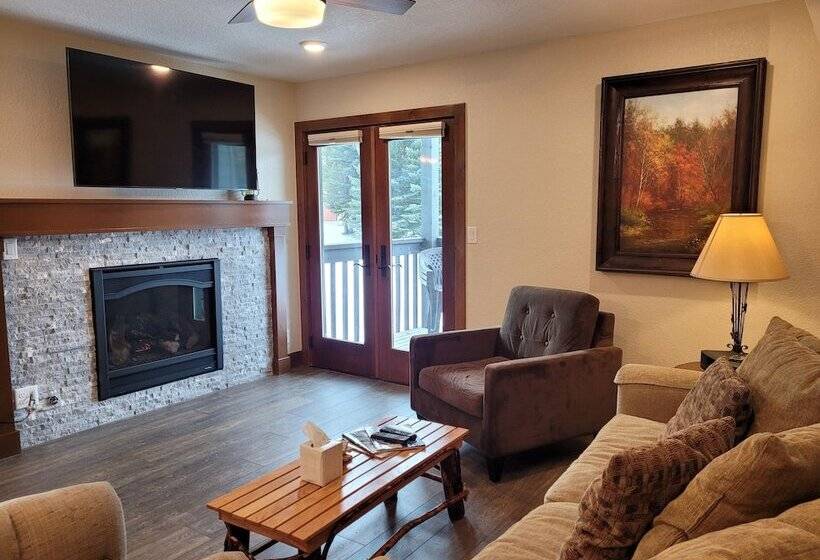 Mountainside Condominiums By Crmr