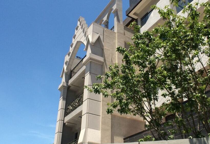 پانسیون Angel Wings Inn