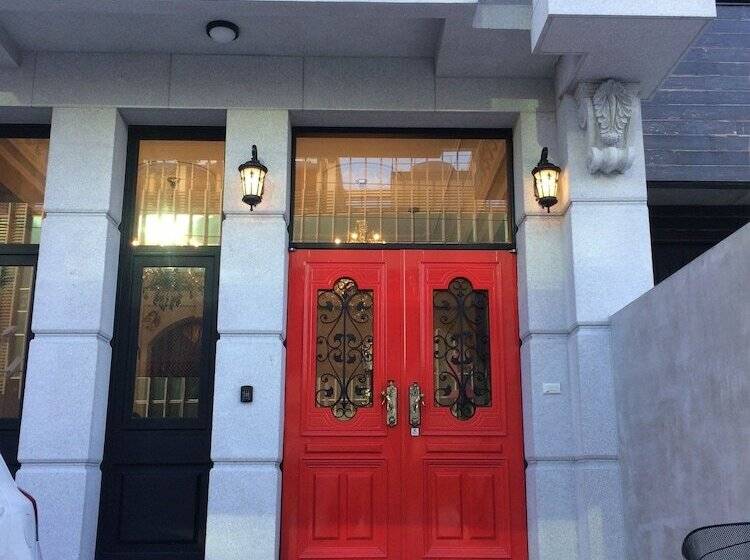 پانسیون Angel Wings Inn