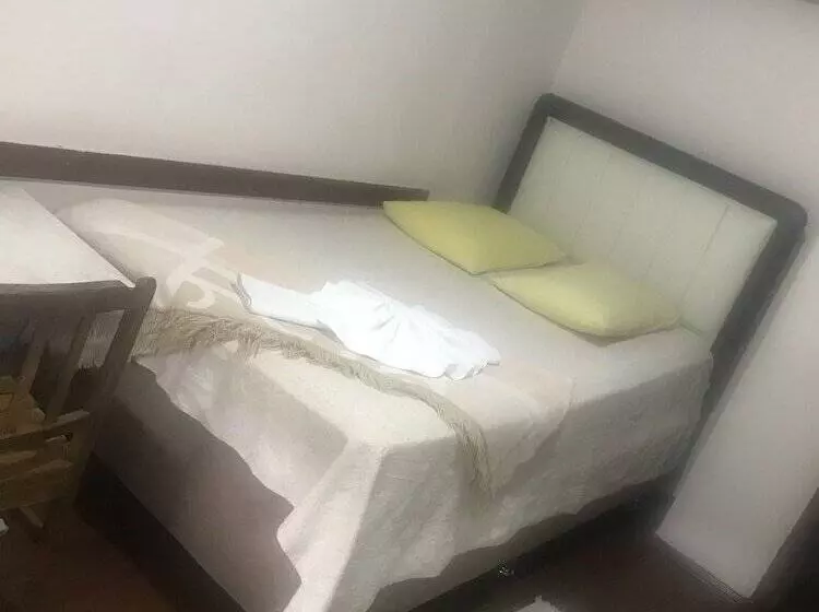 ペンション Guney Konak
