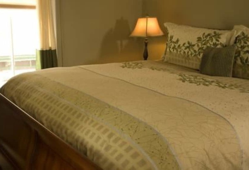 The Croff House Bed & Breakfast