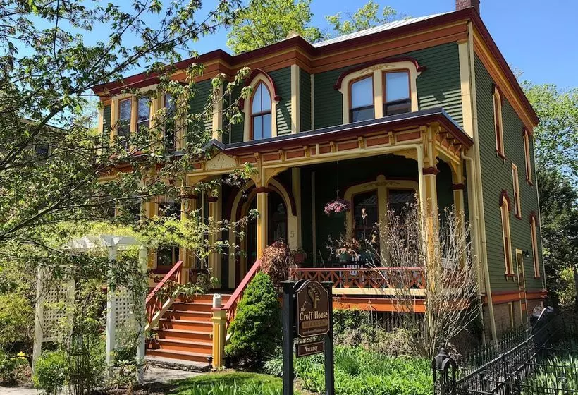 The Croff House Bed & Breakfast