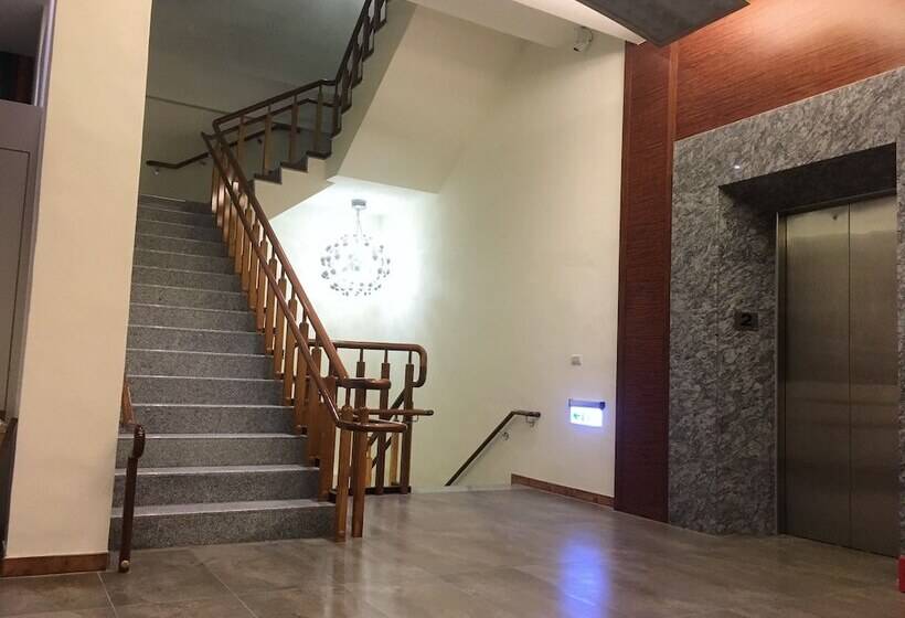Wei Feng Exquisite Motel Pintung Branch