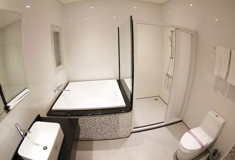 Wei Feng Exquisite Motel Pintung Branch