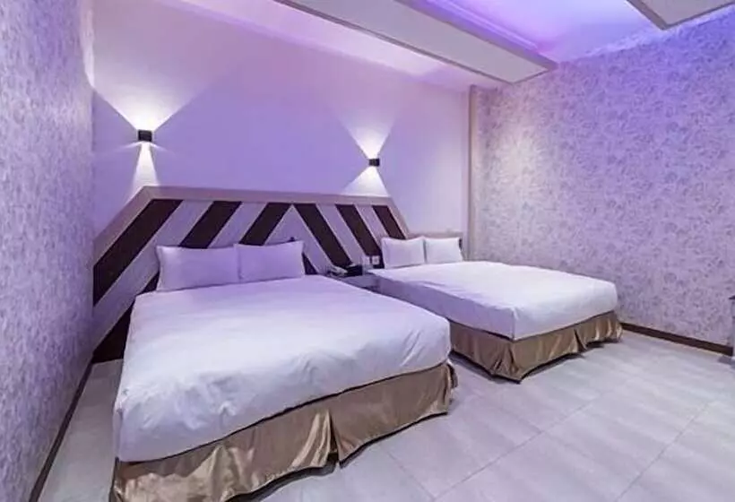 Wei Feng Exquisite Motel Pintung Branch