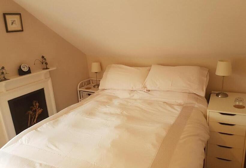 مبيت وإفطار Lammas Park House