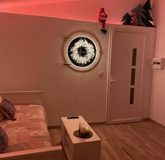 Aamiaismajoitus (B&B) Lou Candelou