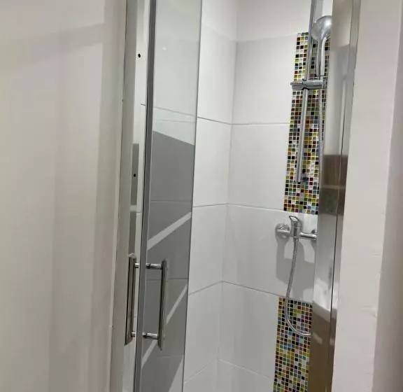 Aamiaismajoitus (B&B) Lou Candelou