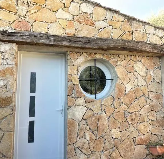 Aamiaismajoitus (B&B) Lou Candelou