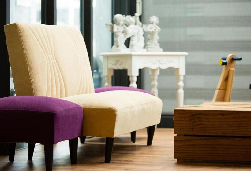 تختخواب و صبحانه Wei Sen House