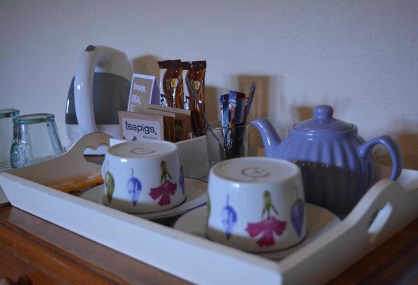 فندق فئة نجمة واحدة The Bell At Iden