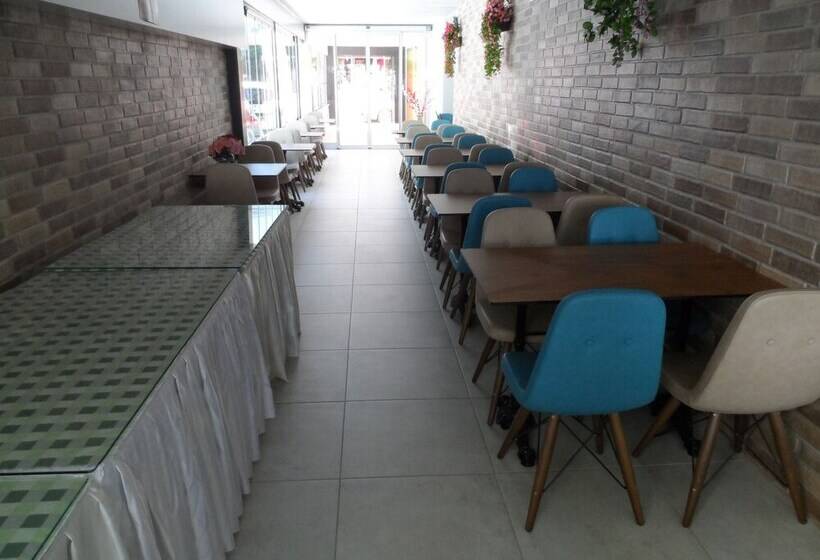 ホテル Akcay Boutique