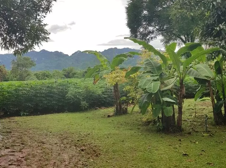 Hotelli Sai Yok Noi Blue Mountain Resort