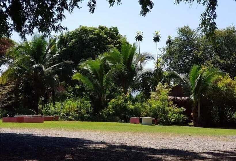 酒店 Sai Yok Noi Blue Mountain Resort