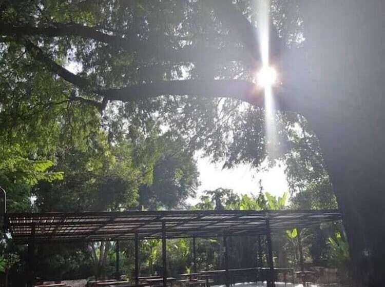 酒店 Sai Yok Noi Blue Mountain Resort