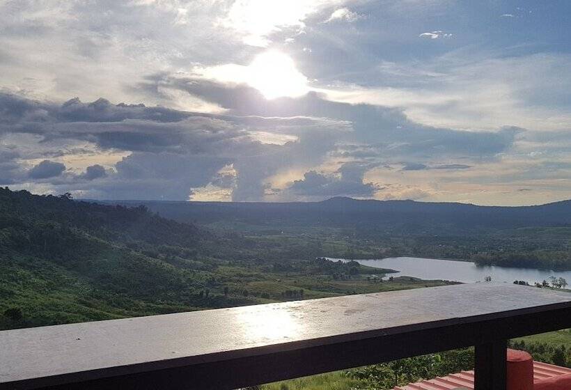 בית מלון כפרי Seemok Resort