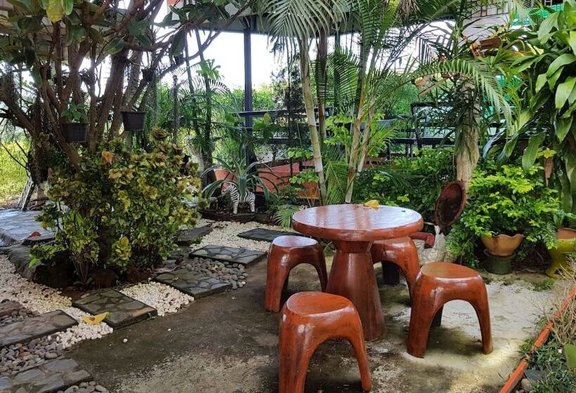 בית מלון כפרי Seemok Resort