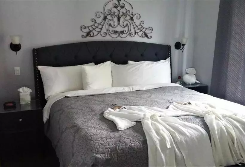 Hotelli Starfish Manor Oceanfront