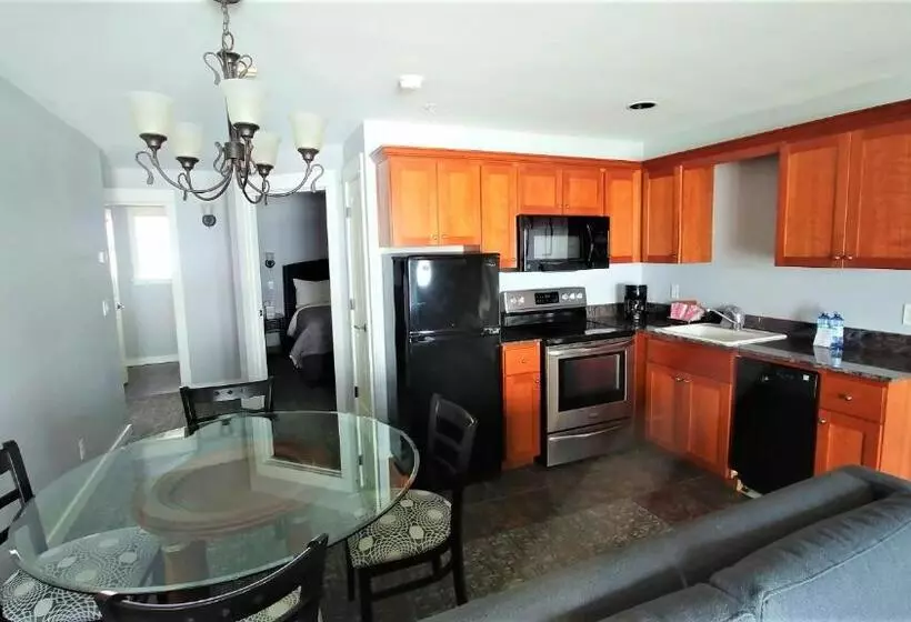 Hotelli Starfish Manor Oceanfront