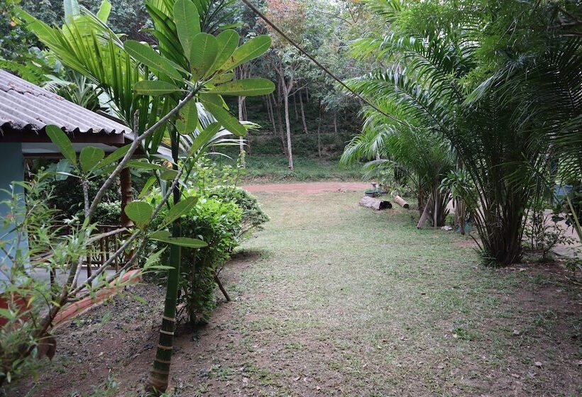 בית מלון כפרי Sunset Resort