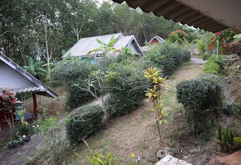 בית מלון כפרי Sunset Resort