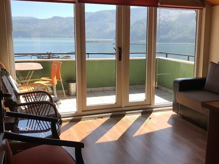 Хостел Emin Butik Otel Amasra