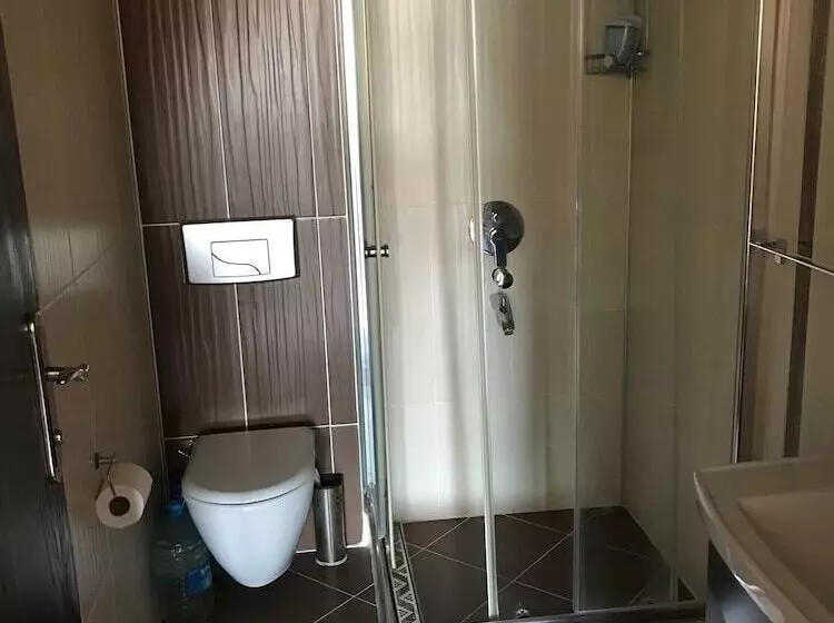 簡易ホテル Emin Butik Otel Amasra