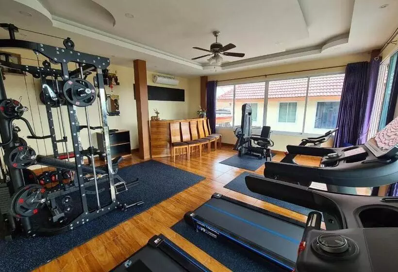 Hotelli Baan Sooksiri Bangsaray