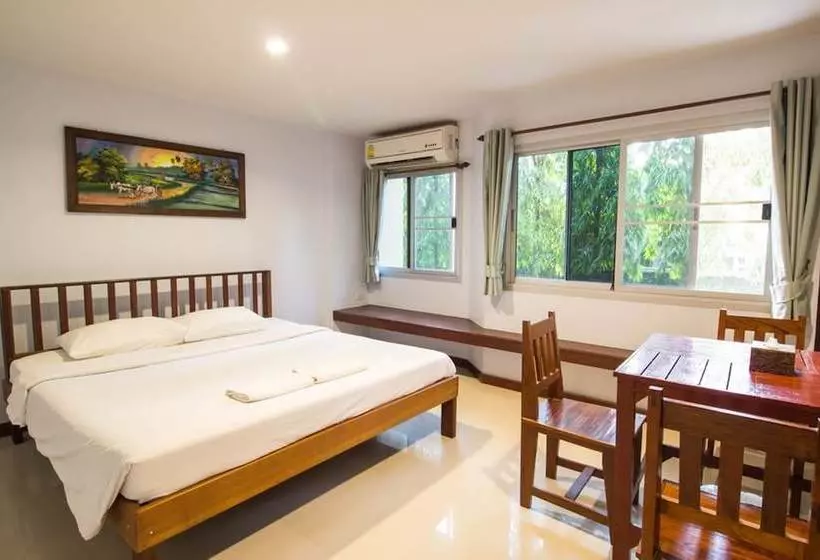 ホテル Banmaikaew