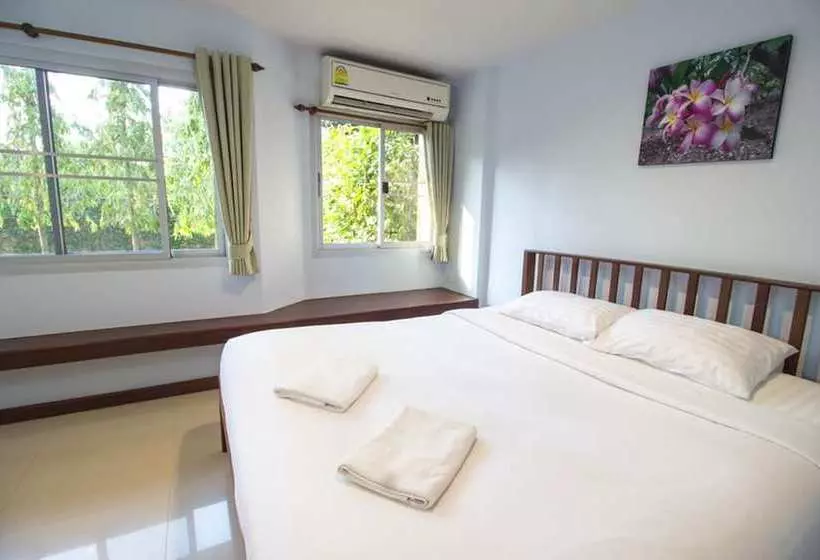 ホテル Banmaikaew