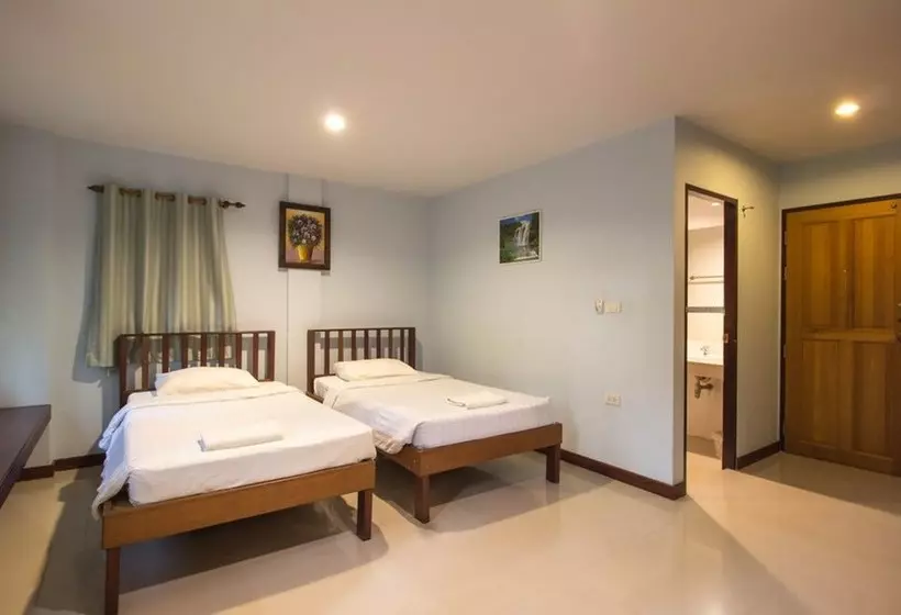 ホテル Banmaikaew