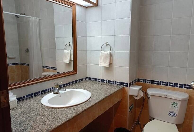 Otel Cabbages & Condoms Khaoyai Resort