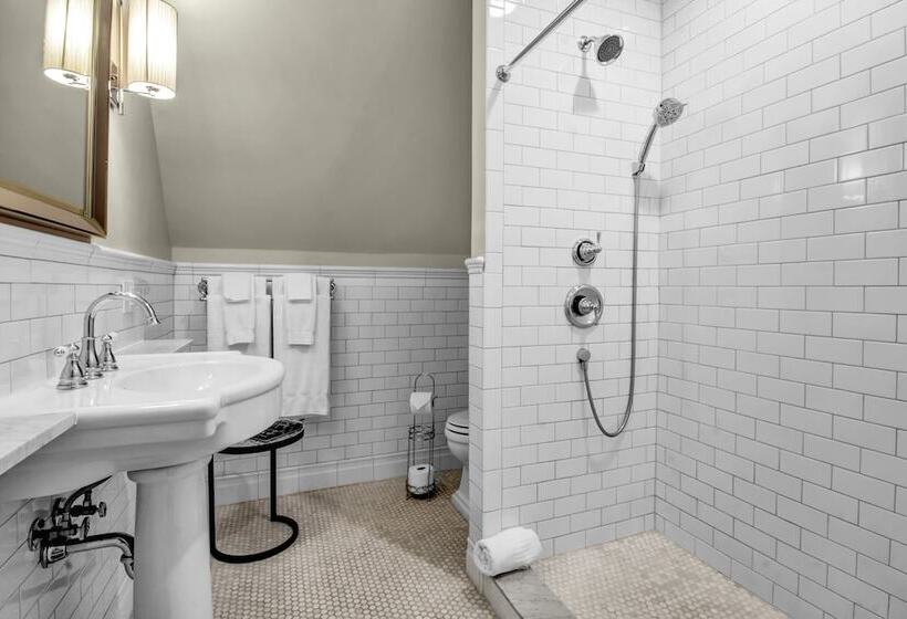 Otel Innbuffalo Off Elmwood