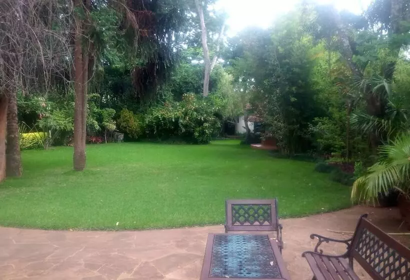 هتل Kilimanjaro Mountain Resorts Marangu