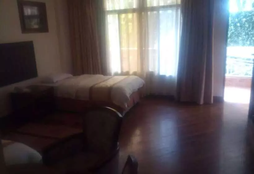 هتل Kilimanjaro Mountain Resorts Marangu