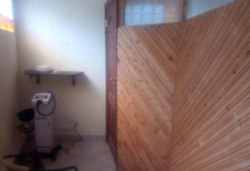 هتل Kilimanjaro Mountain Resorts Marangu