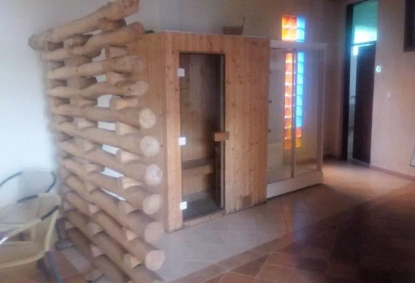 هتل Kilimanjaro Mountain Resorts Marangu