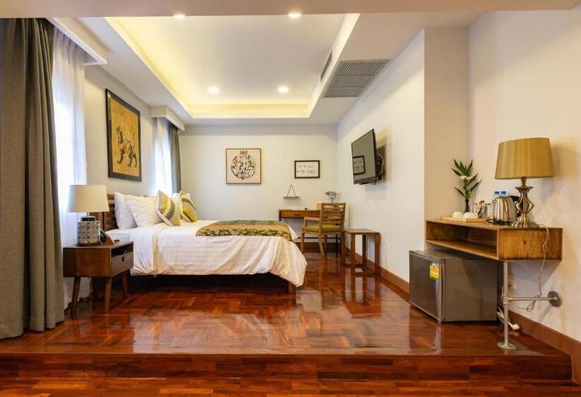 هتل Maneeya Park Residence