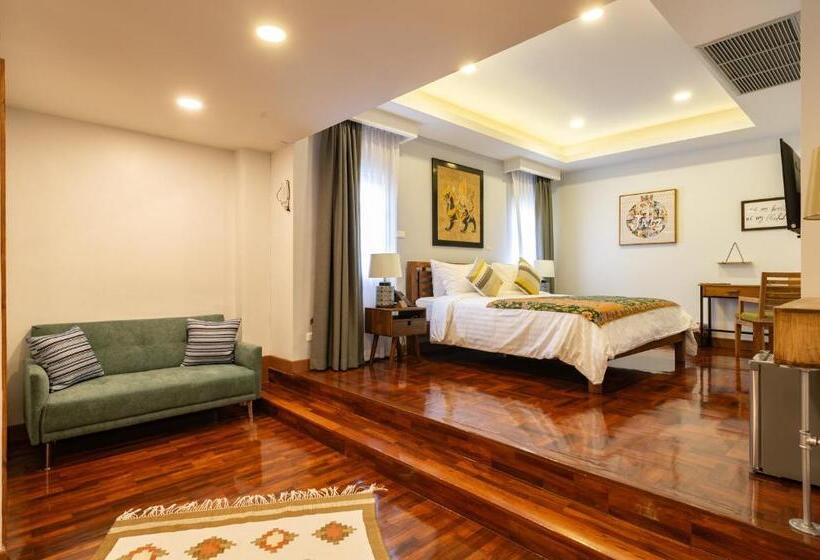 هتل Maneeya Park Residence