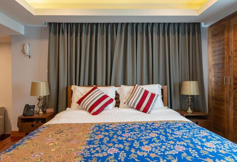 هتل Maneeya Park Residence