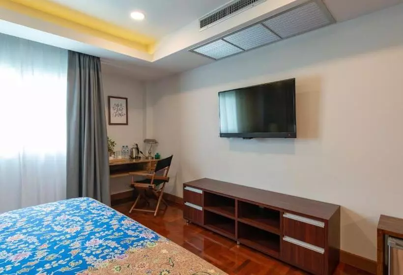 هتل Maneeya Park Residence