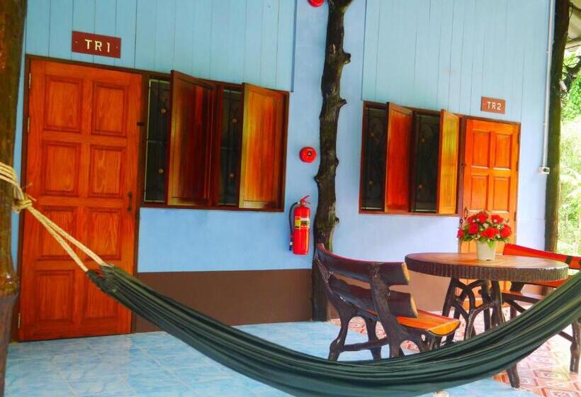 בית מלון כפרי Mata Guesthouse